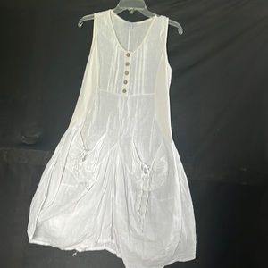 White linen summer dress. Fitted at top and full skirt. Size M